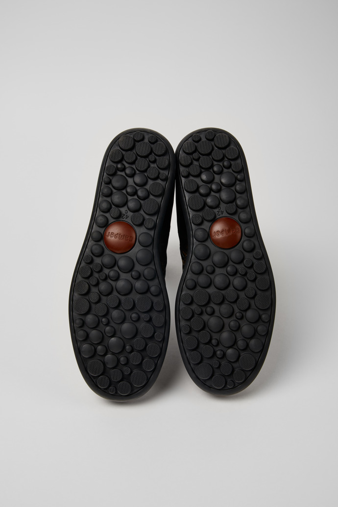 Camper Pelotas - Botas de piel para hombre en negro y marrón.