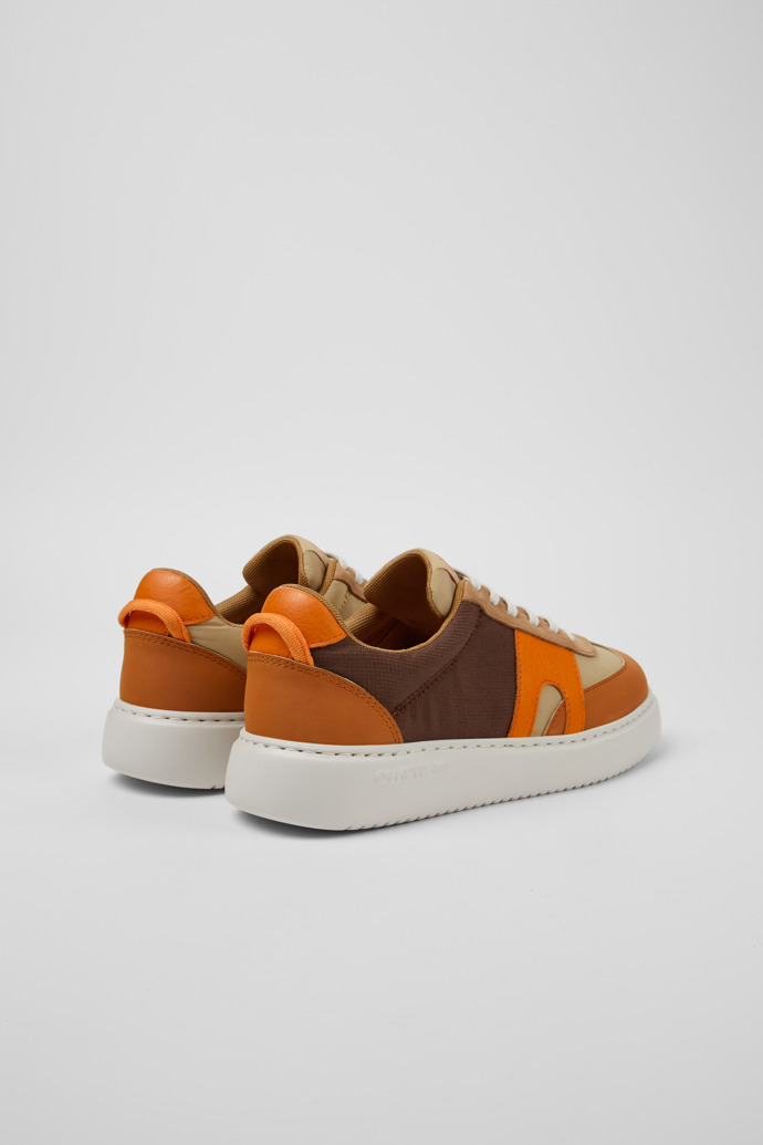 Camper Runner K21 Sorona - Zapatillas multicolor para mujer fabricadas con PET reciclado y piel nobuk.