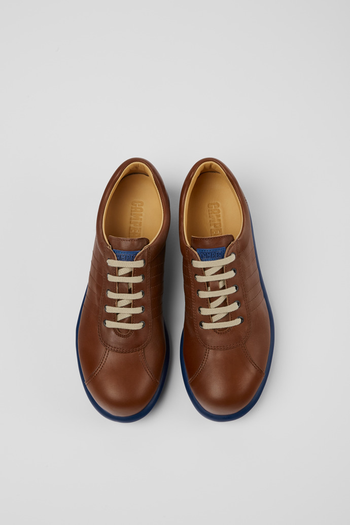 Camper Pelotas - Zapatos marrones de piel para mujer.