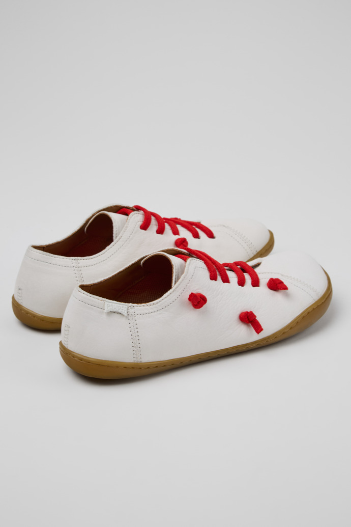 Camper Twins - Zapatos blancos de piel para mujer.