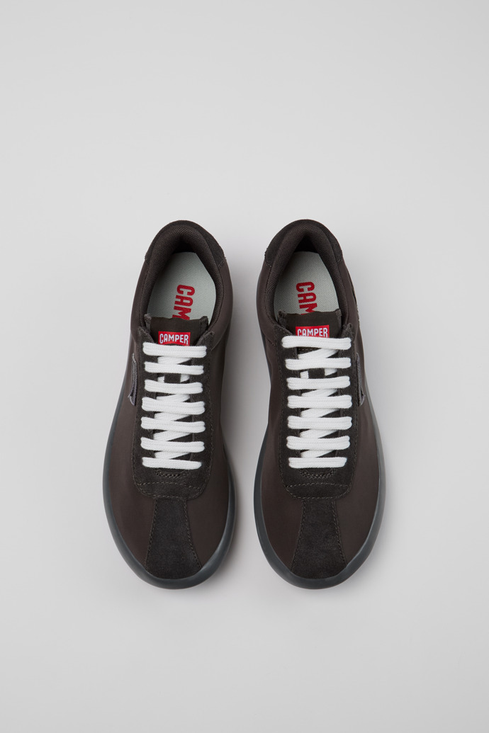 Camper Pelotas XLite - Zapatillas deportivas grises para mujer de PET reciclado y piel nobuk.