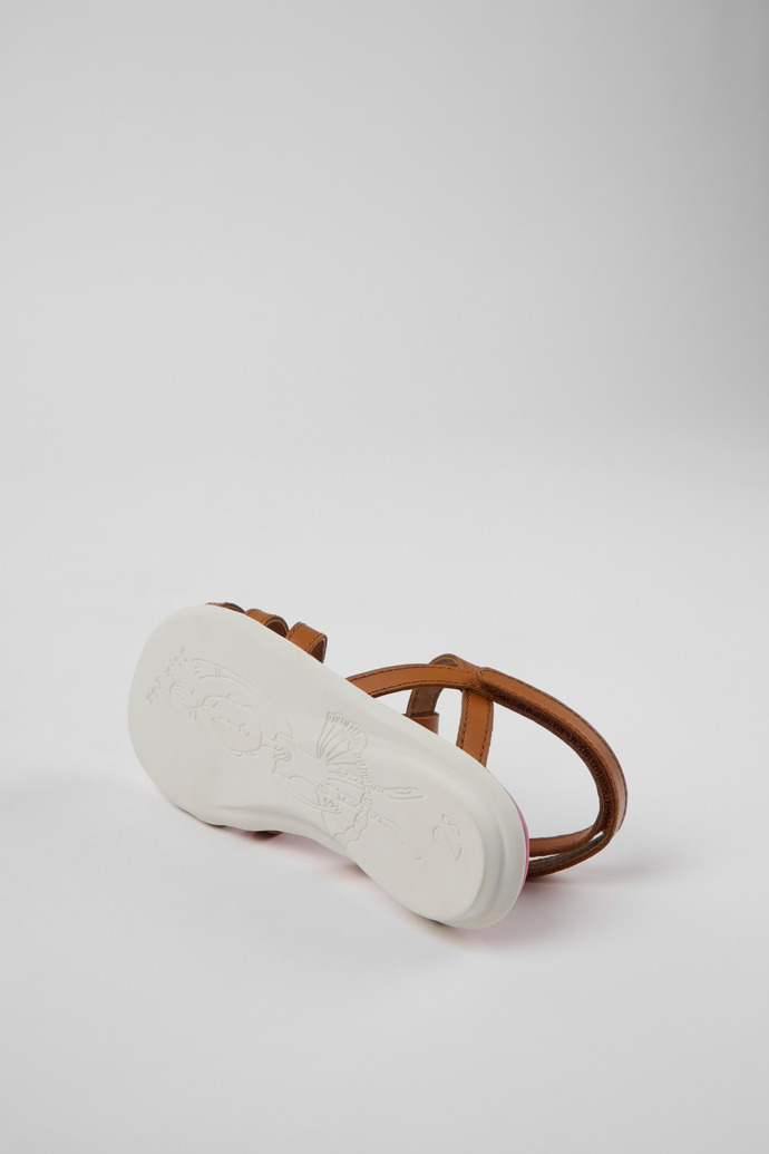 Camper Twins - Sandalias marrones de piel para niños.