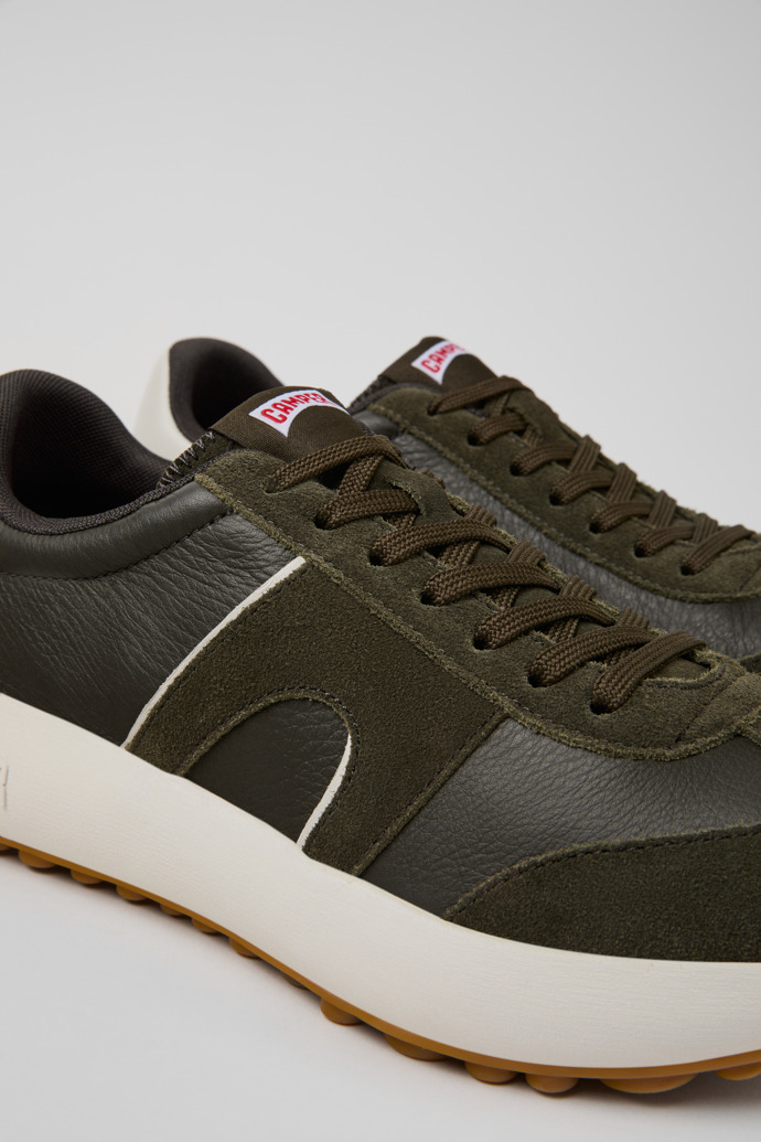 Camper Pelotas Athens - Zapatilla multicolor para hombre en piel y nobuk.