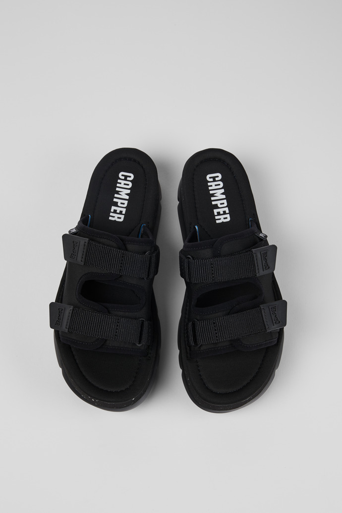 Camper Oruga Up - Mules negros de tela para mujer.