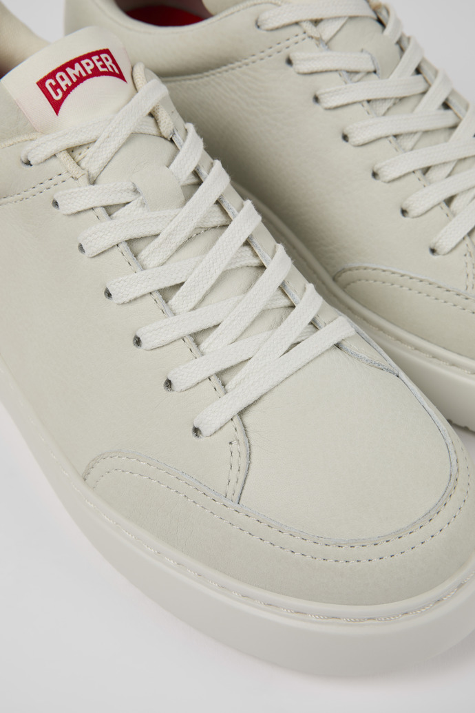 Camper Runner K21 - Zapatos de piel blancos para mujer.