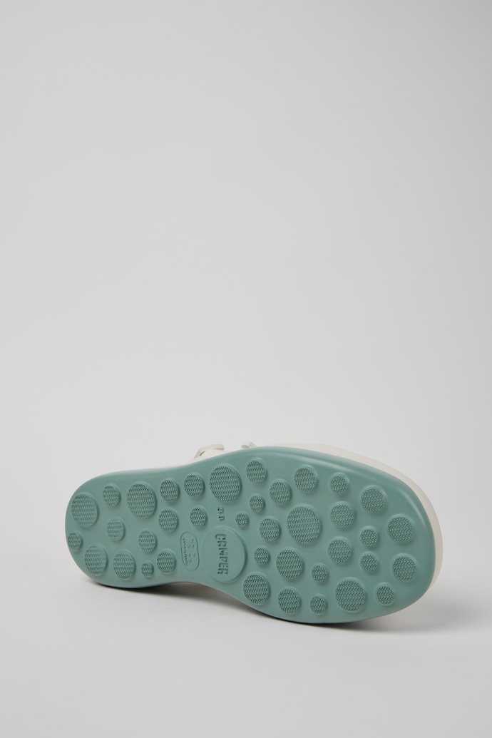 Camper Pelotas Flota Up - Sandalias blancas para mujer de PET reciclado.