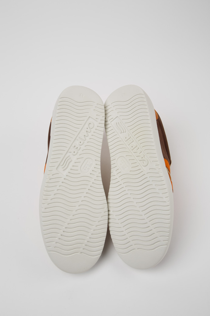 Camper Runner K21 Sorona - Zapatillas multicolor para hombre fabricadas con PET reciclado y piel nobuk.