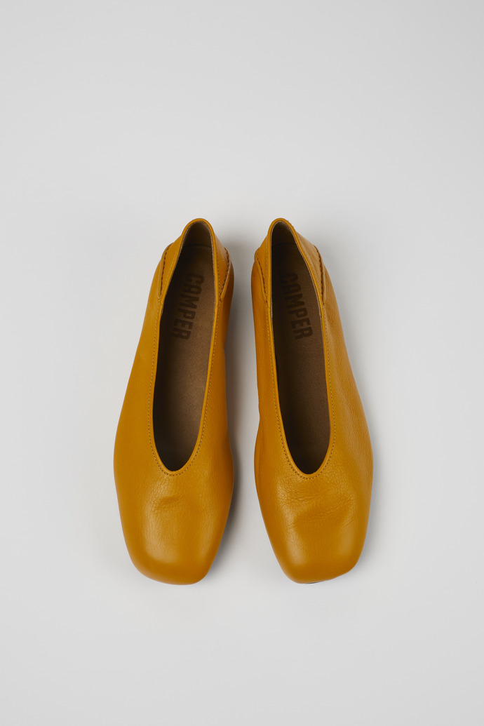 Camper Casi Myra - Bailarinas naranjas de piel para mujer