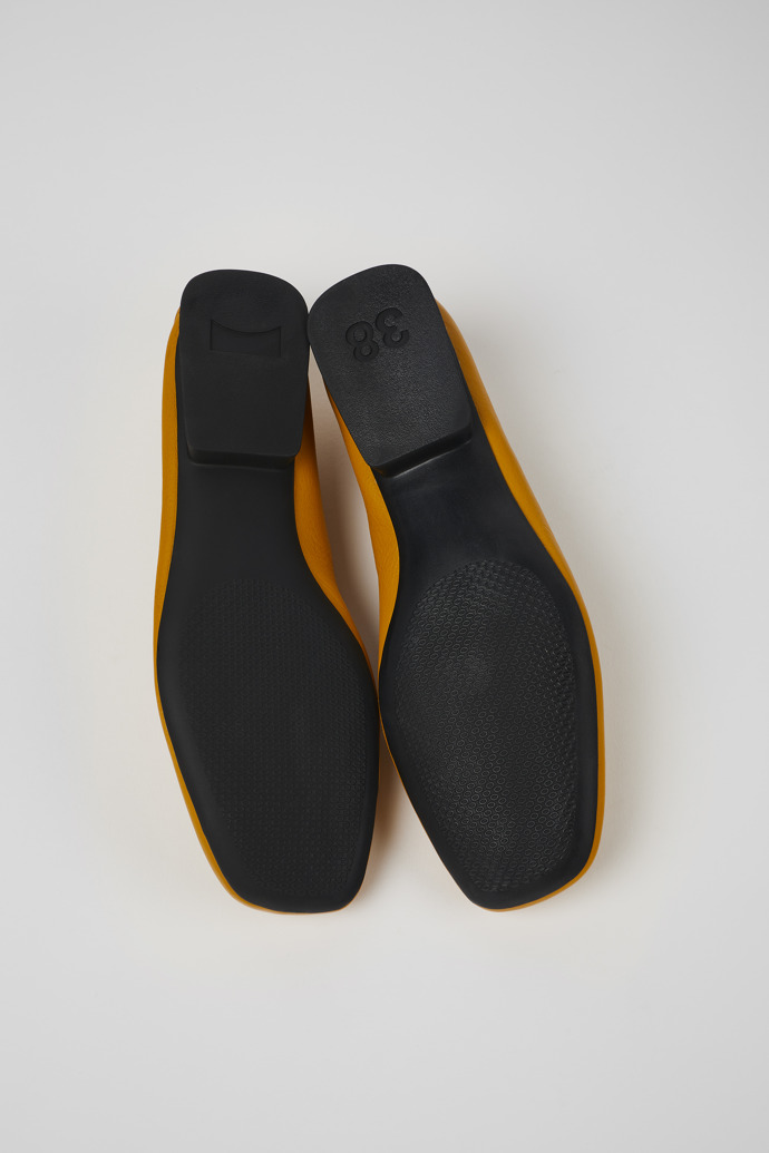 Camper Casi Myra - Bailarinas naranjas de piel para mujer