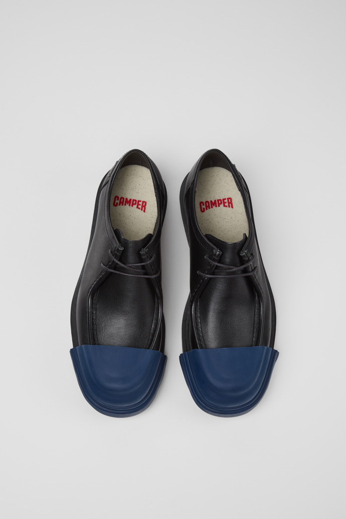 Camper Junction - Zapatos negros de piel para hombre.