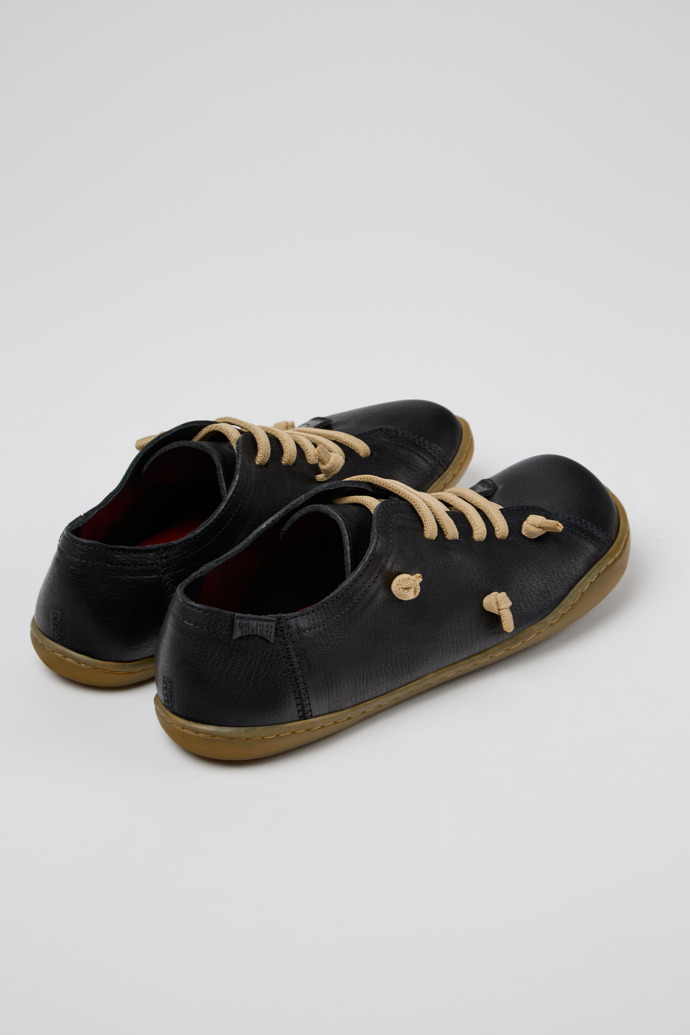 Camper Twins - Zapatilla negra de piel para mujer.