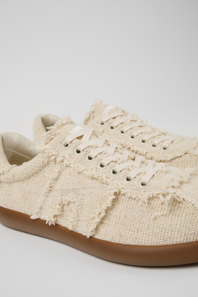 Camper Pelotas Soller - Zapatillas beige para hombre fabricadas con algodón orgánico.