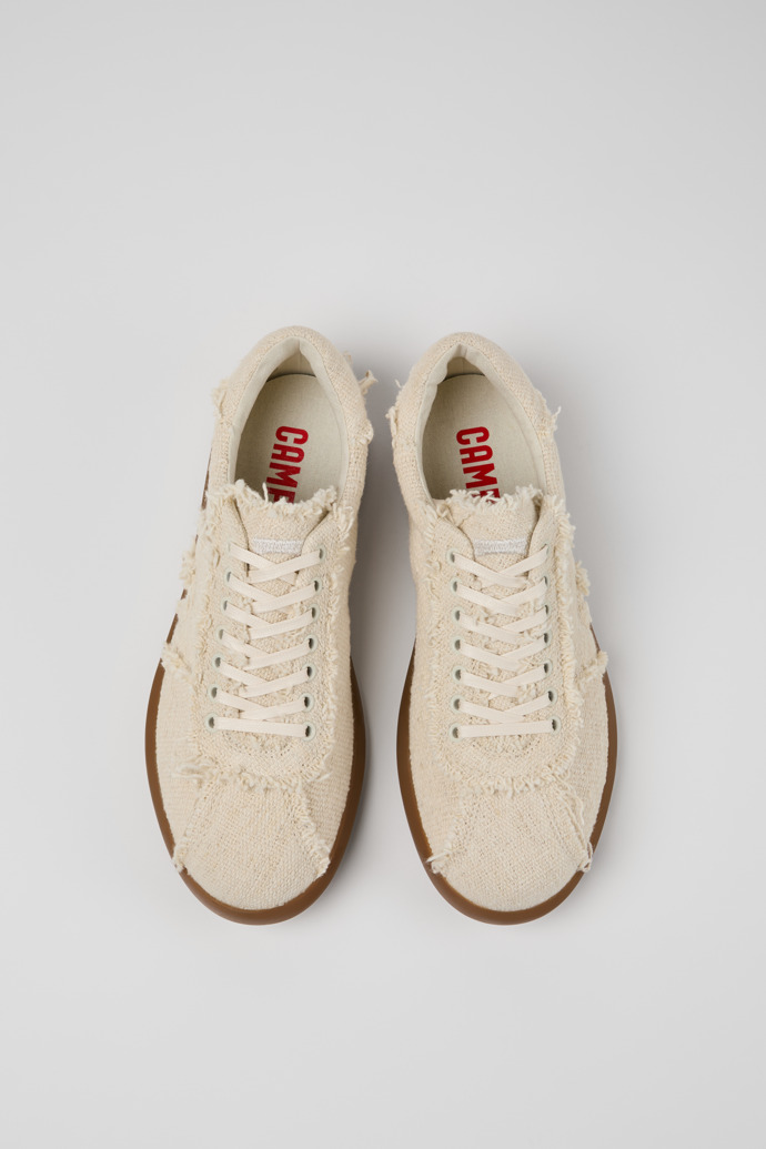 Camper Pelotas Soller - Zapatillas beige para hombre fabricadas con algodón orgánico.