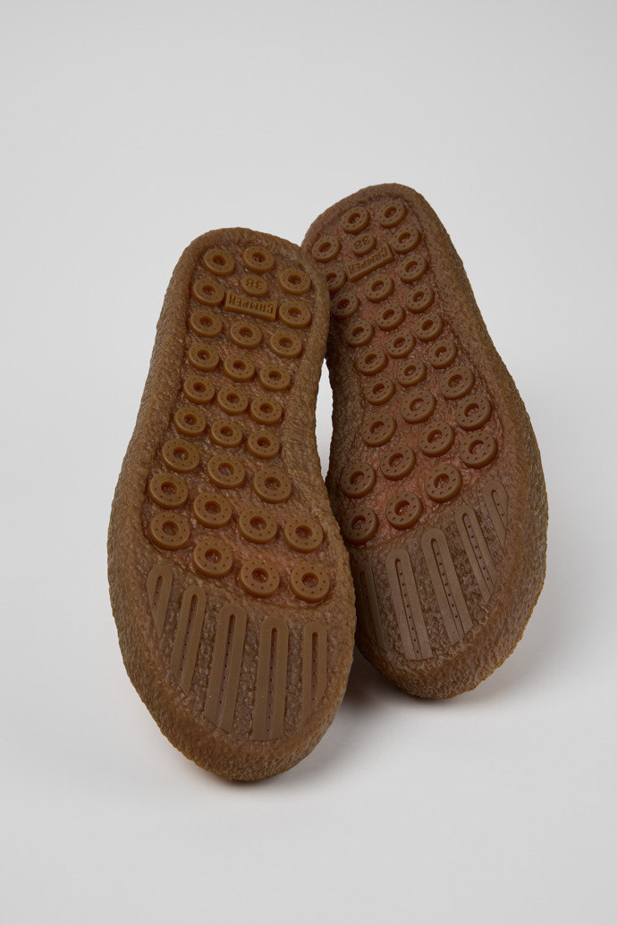 Camper Peu Terreno - Zapato marrón y gris de piel y nobuk para mujer.
