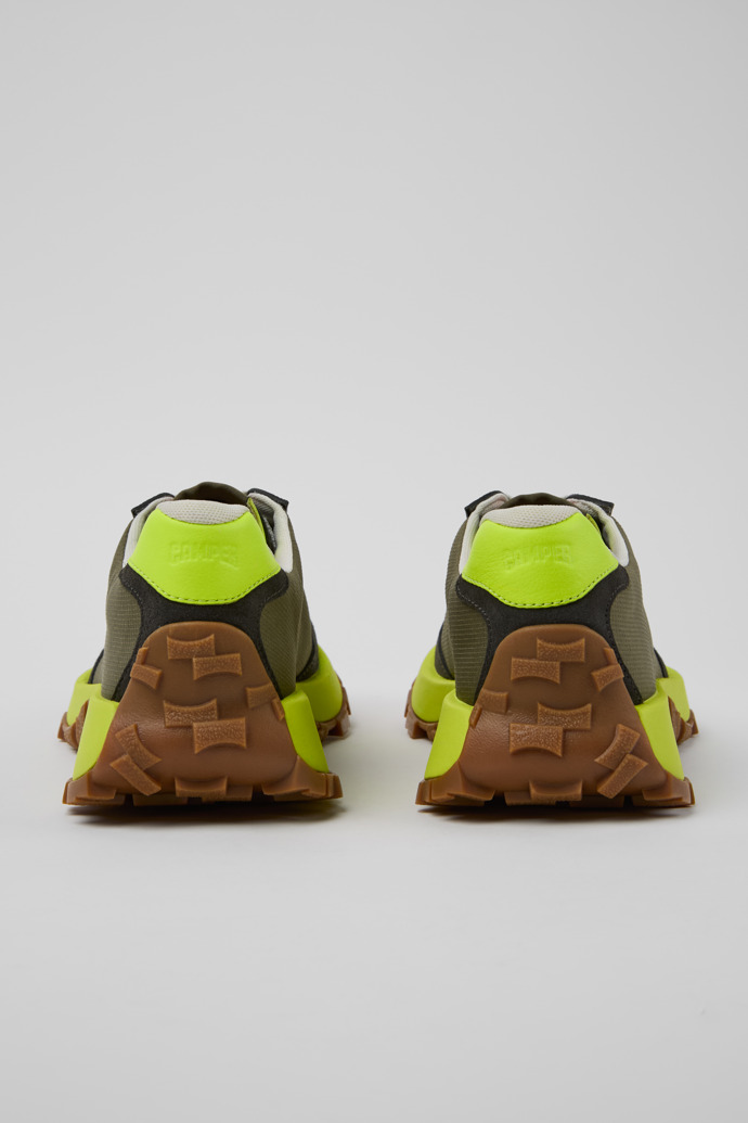 Camper Drift Trail VIBRAM - Zapatillas multicolores para hombre de PET reciclado y piel nobuk.