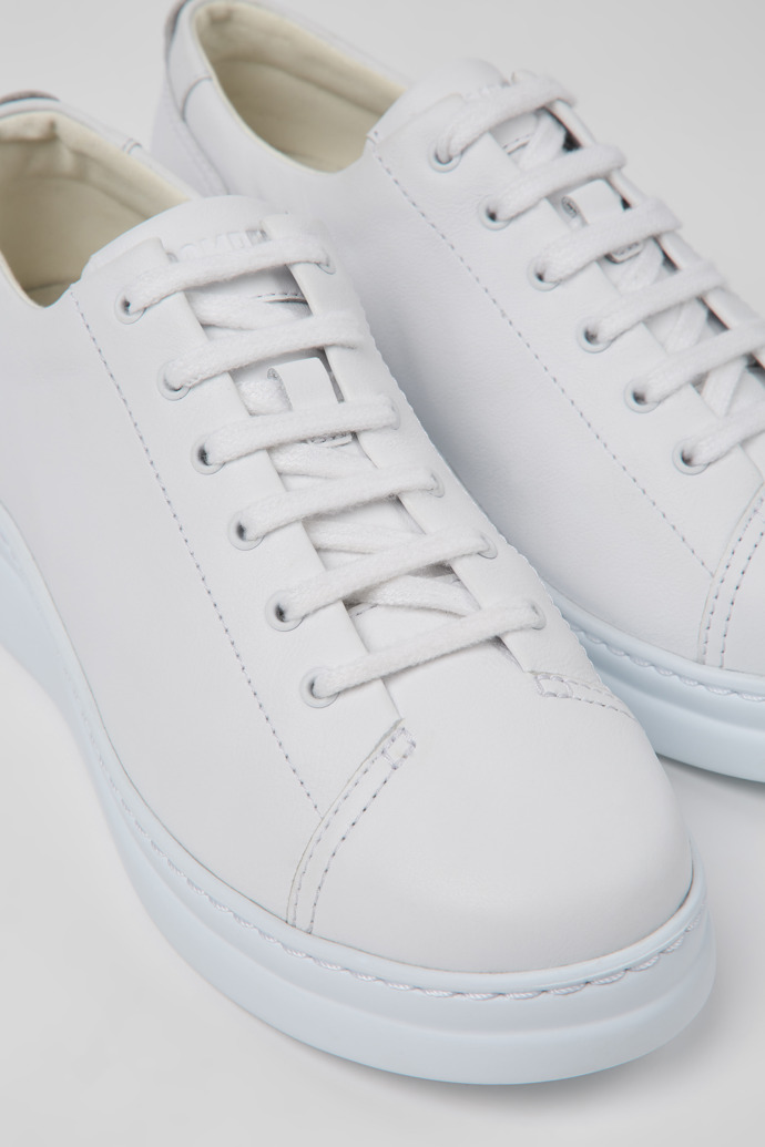 Camper Runner Up - Zapatillas blancas de piel para mujer.