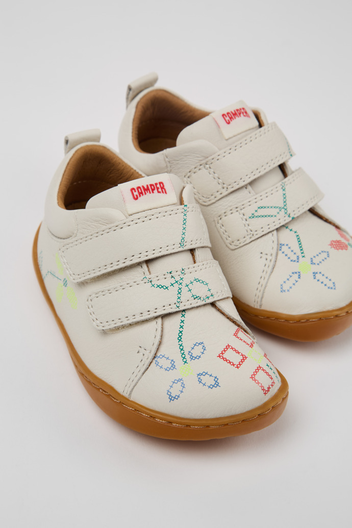Camper Twins - Zapatillas blancas de piel para niños.