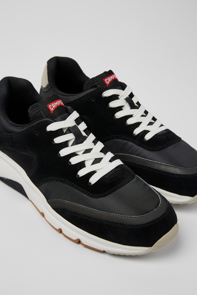 Camper Drift - Zapatillas deportivas para hombre de textil y nobuk en negro y gris.