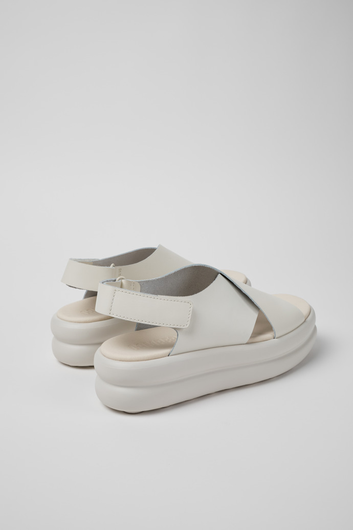 Camper Pelotas Flota Up - Sandalias de piel blancas para mujer.