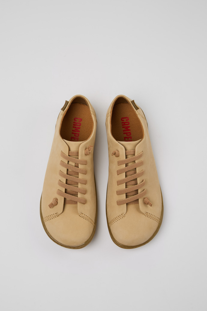 Camper Peu - Zapato beige de piel nobuk para mujer.