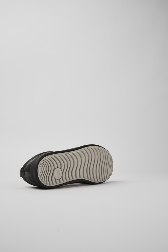 Camper Chasis Sport - Zapatos negros de piel para hombre.