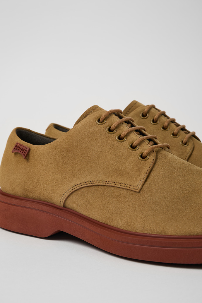 Camper Norman - Zapatos de nobuk marrón claro para hombre.