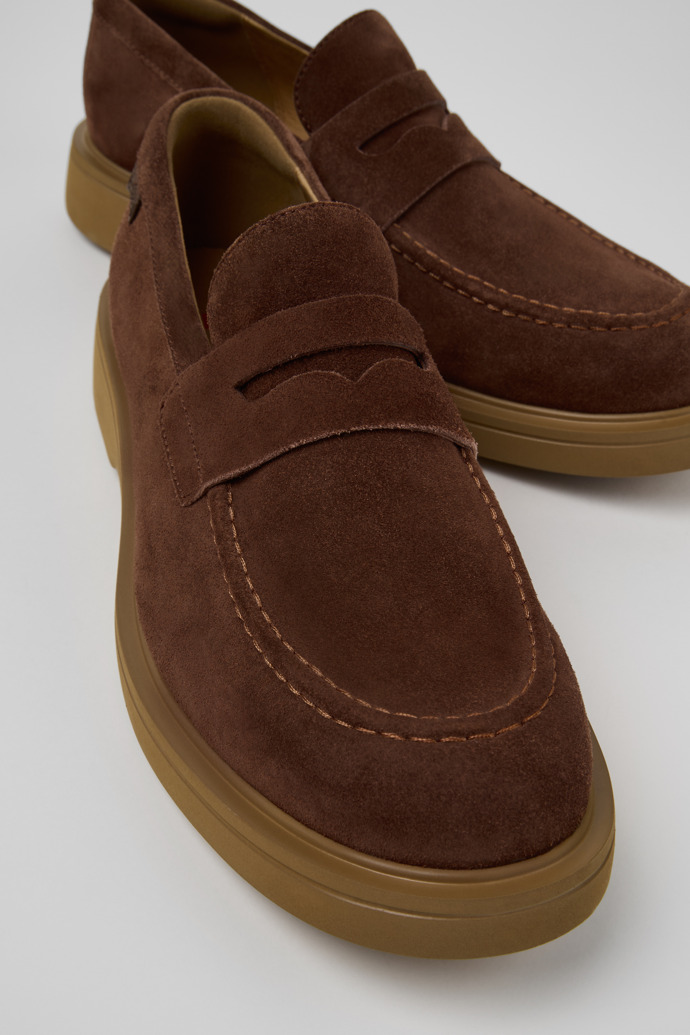 Camper Norman - Zapato marrón para hombre de ante.