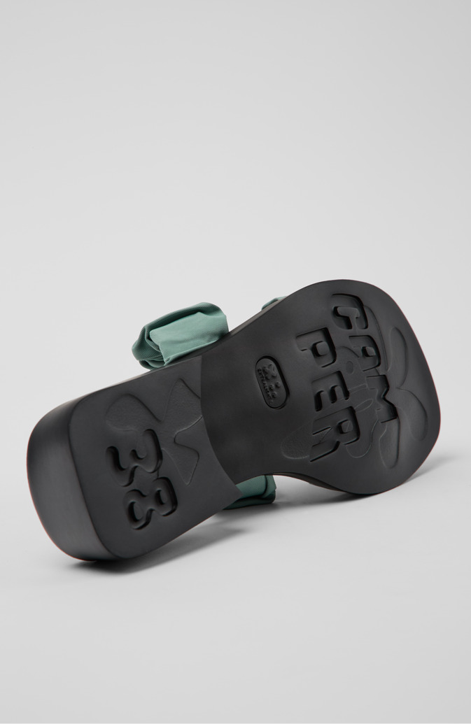 Camper Dana - Sandalias verdes de lona para mujer de PET reciclado.