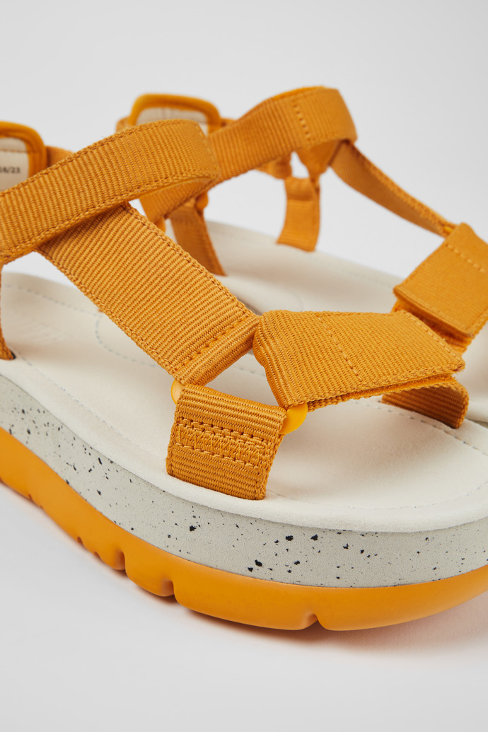 Camper Oruga Up - Sandalias de tela naranjas para mujer