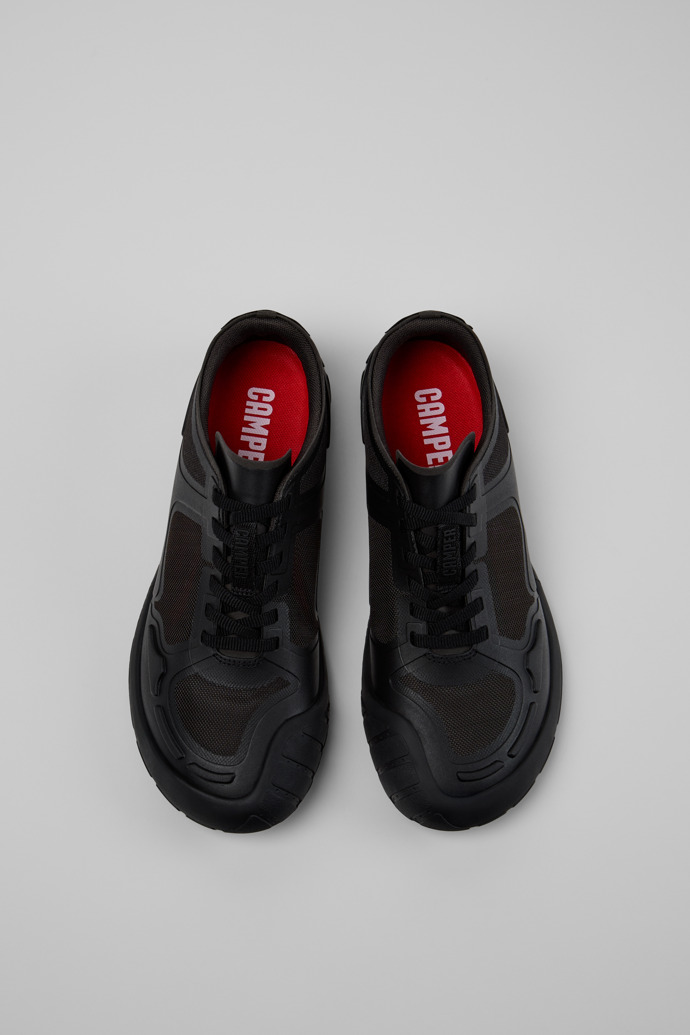 Camper Path - Zapatillas negras para mujer de PET reciclado.