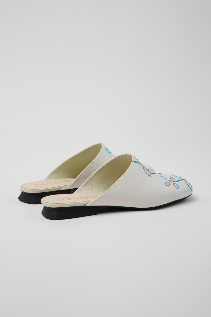 Camper Twins - Sandalias blancas de piel para mujer.