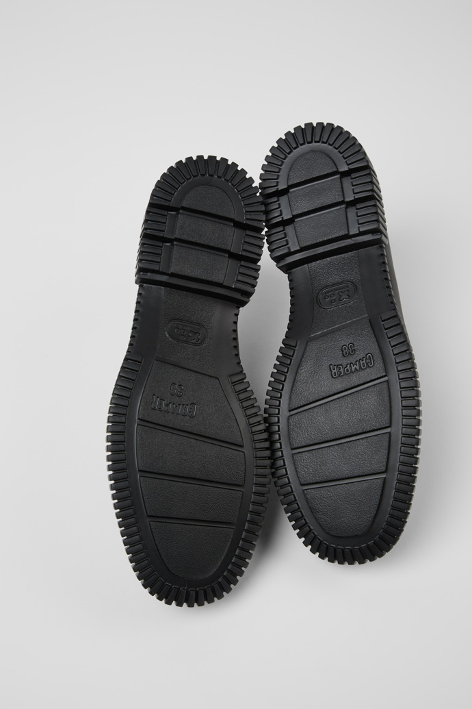 Camper Pix - Zapato negro de piel para mujer.