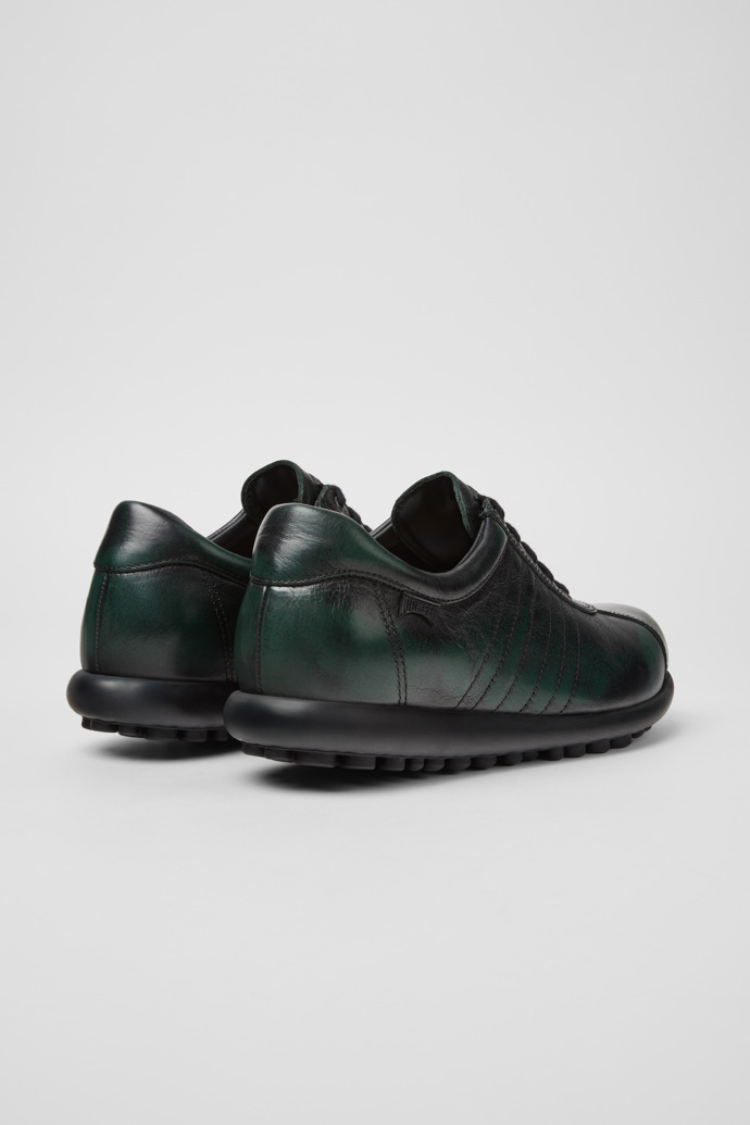 Camper Pelotas - Zapatillas de piel negras para mujer.