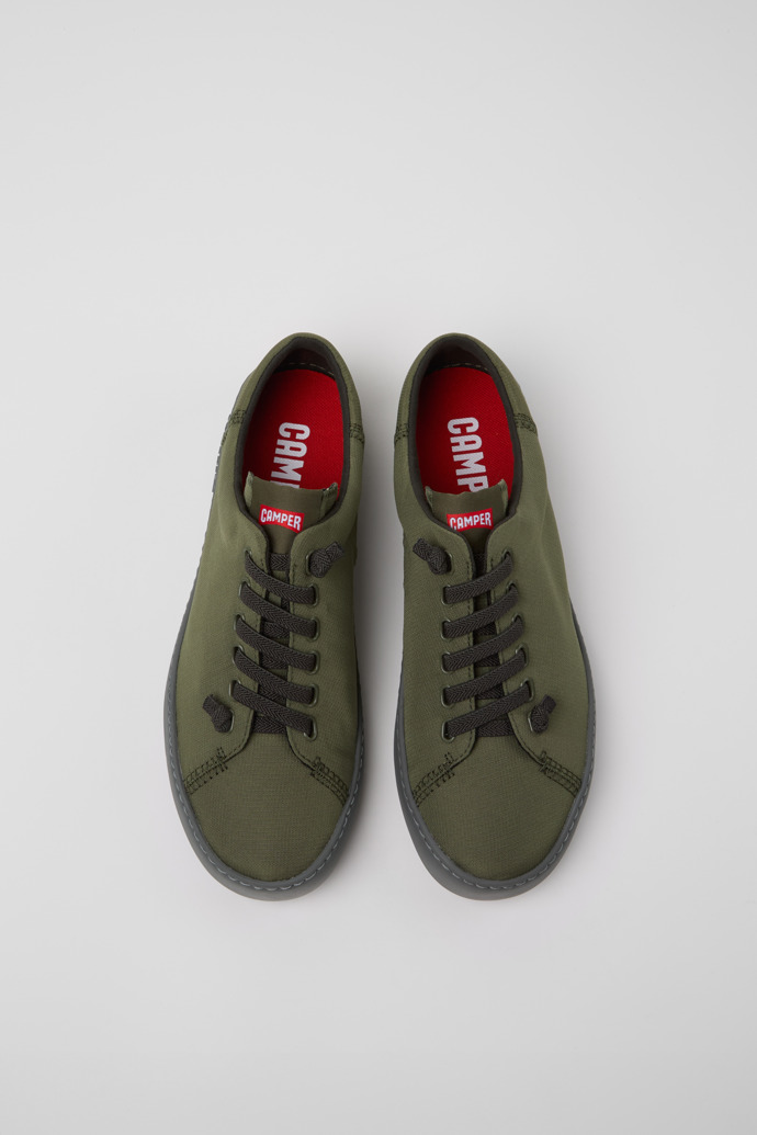 Camper Peu Touring - Zapatillas verdes para hombre de PET reciclado.