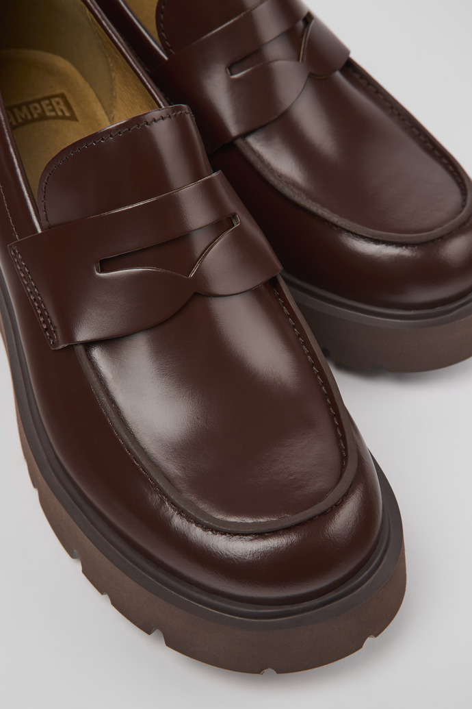 Camper Milah - Mocasín de piel color vino para mujer
