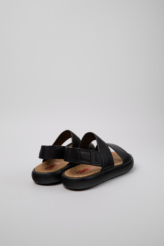 Camper Pelotas Flota - Sandalias negras de piel para hombre.