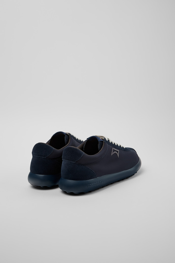 Camper Pelotas XLite - Zapatilla azul para hombre de PET reciclado y nobuk.
