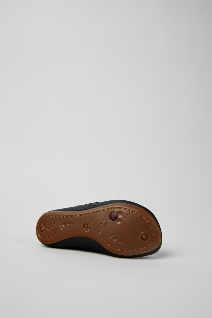 Camper RIGHT - Bailarinas negras de piel para niños.