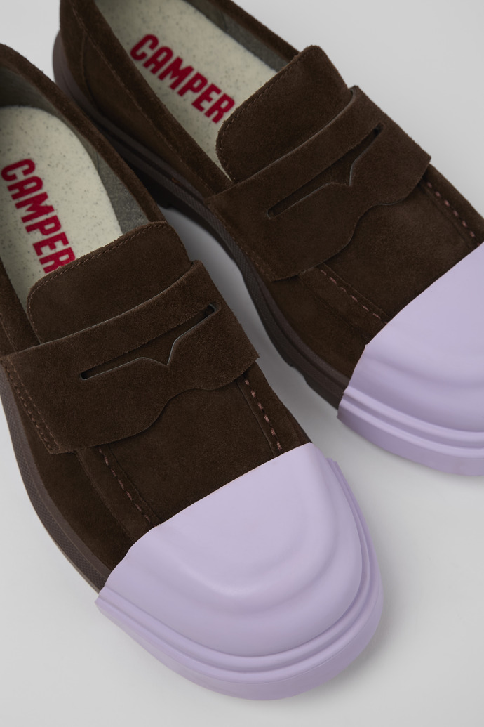 Camper Junction - Mocasín de piel nobuk marrón para mujer