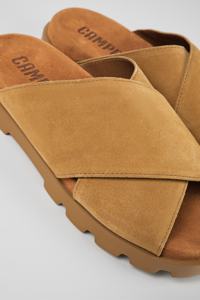 Camper Brutus Sandal - Sandalias beige de piel nobuk para hombre con tiras cruzadas.
