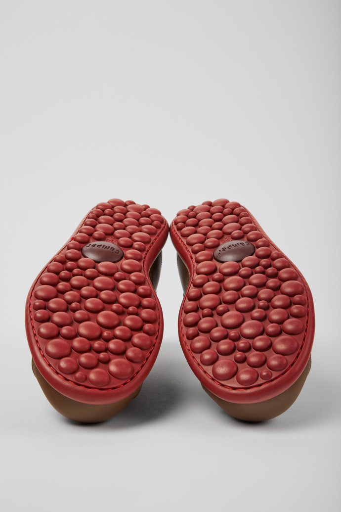 Camper Pelotas - Zapatos marrones de piel para mujer.