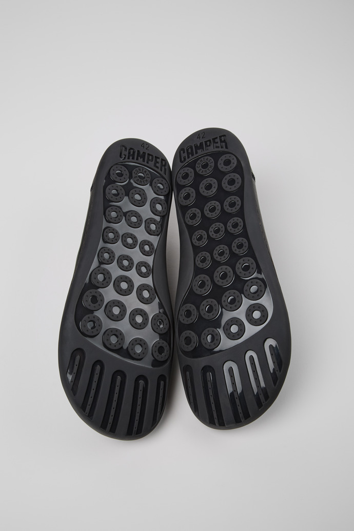 Camper Peu - Zapatos negros de piel para hombre.