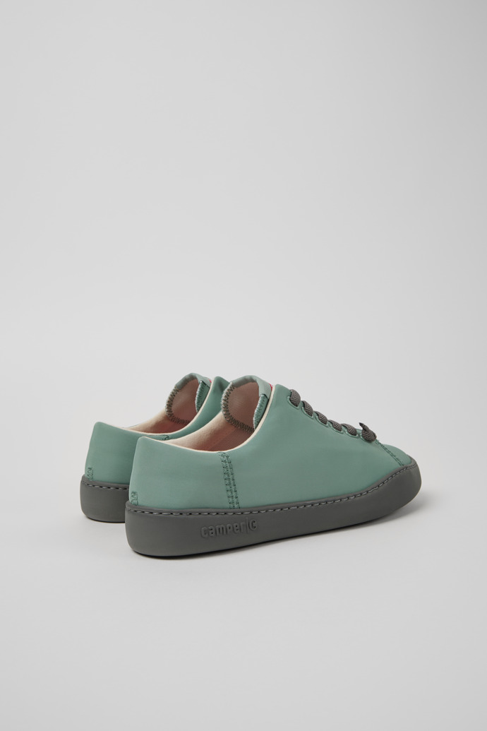 Camper Peu Touring - Zapatillas verdes para mujer de PET reciclado.
