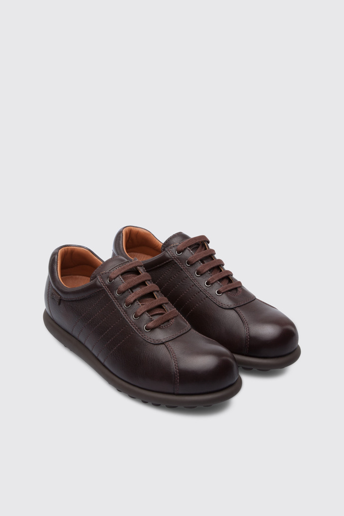 Camper Pelotas - Zapatos de piel marrón oscuro para mujer.