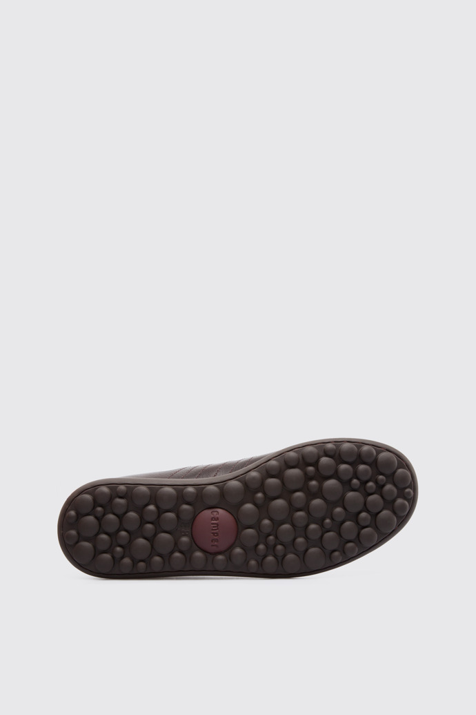 Camper Pelotas - Zapatos de piel marrón oscuro para mujer.